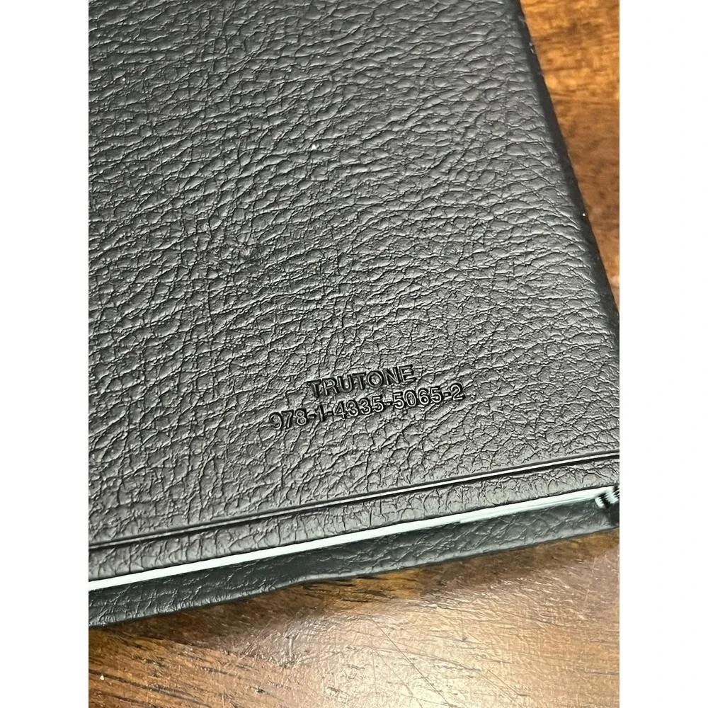 ESV Value Thinline Bible TruTone Black Imitation Leather, by Crossway